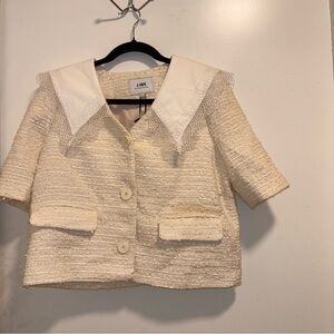 J.ing cream tweed jacket with a lace-trimmed collar